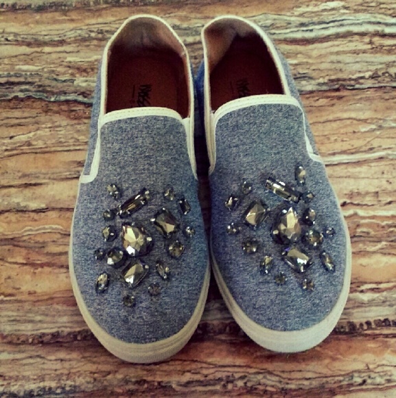 #SOLD# Mossimo shoes