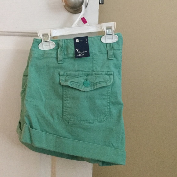 Brand new, never been worn, American Eagle shorts