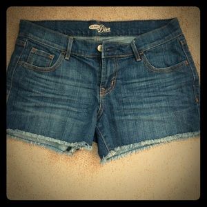 Old navy size 2 denim shorts.