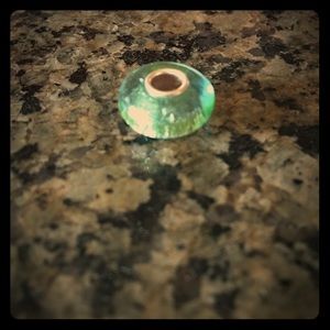 Light green metallic bead