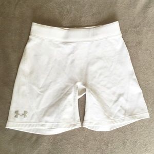 Under Armour Compression Shorts 💖