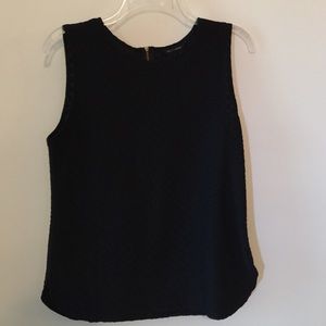 Adorable black sleeveless top