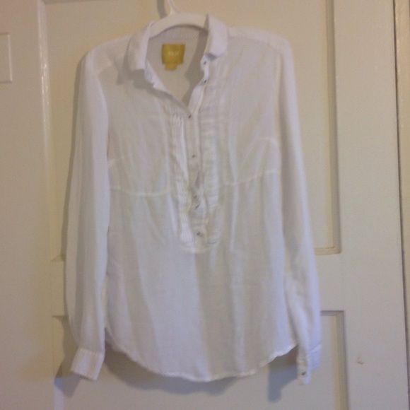 White button down shirt