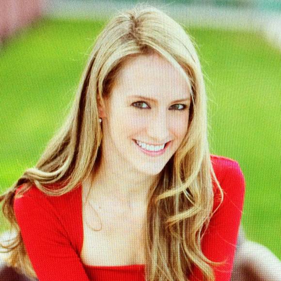 Meet your Posher, Kristen - Picture 1 of 1
