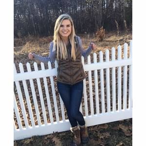 Meet your Posher, Lauren