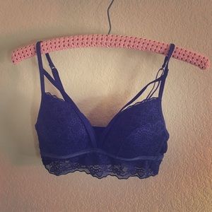 Victoria's Secret Pink strappy front bralette