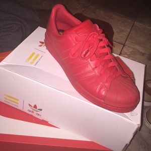 Pharrel Williams Adidas size 9 MENS