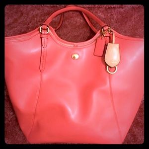 💥Sale Coach Coral Tote