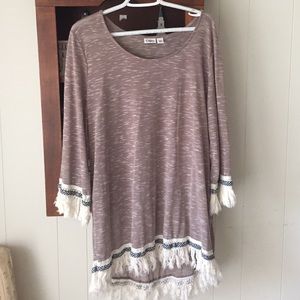 beige and white fringe top