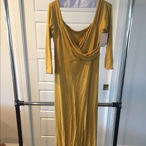 New gold maternity maxi