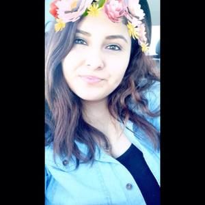 Meet your Posher, Maria