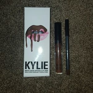Kylie Cosmetics True Brown