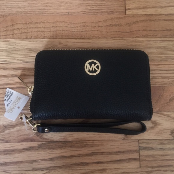 BRAND NEW Michael Kors tech wristlet
