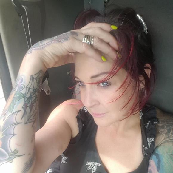 Meet your Posher, Holly