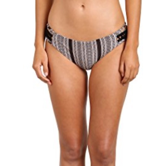 🌟S A L E🌟 Acacia Bingin bottom in Polynesia - Picture 3 of 8