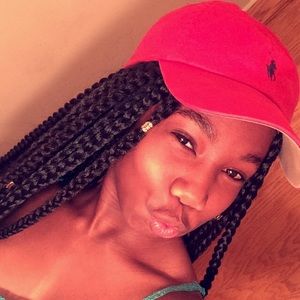 Meet your Posher, Jewel