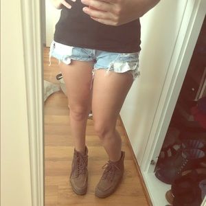 Vintage Women's Timberland Boots. Size 7. Brown.