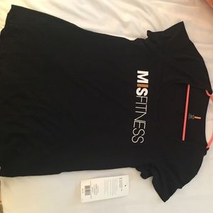 Lucy activewear workout tee