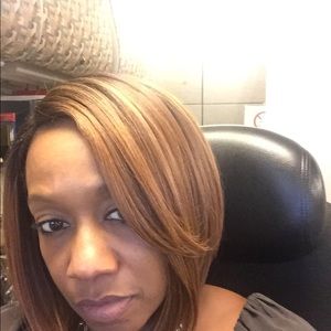Meet your Posher, Carla