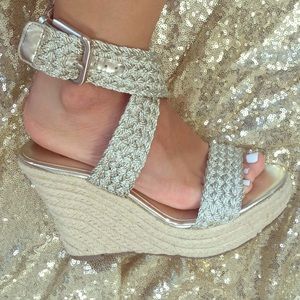 Jessica Simpson Wedges