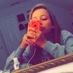 Meet your Posher, Mckinnon