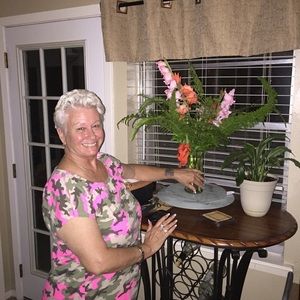 Meet your Posher, Donna