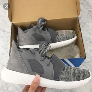 adidas tubular defiant