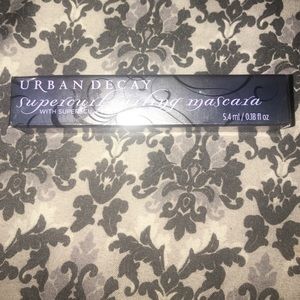 Urban decay supercurling mascara!