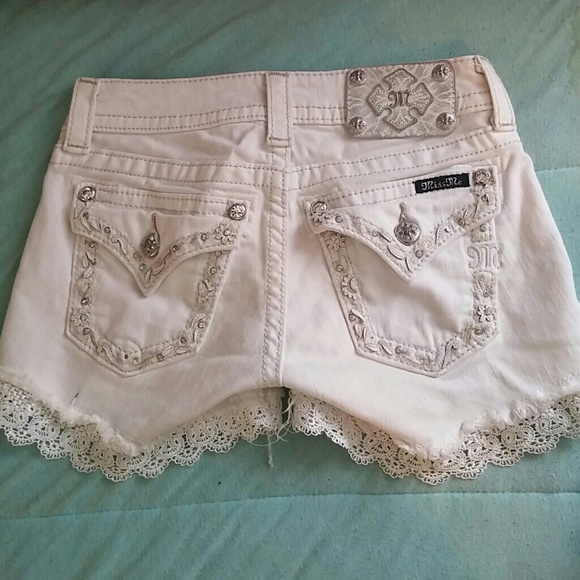 Miss Me Shorts - Picture 2 of 4