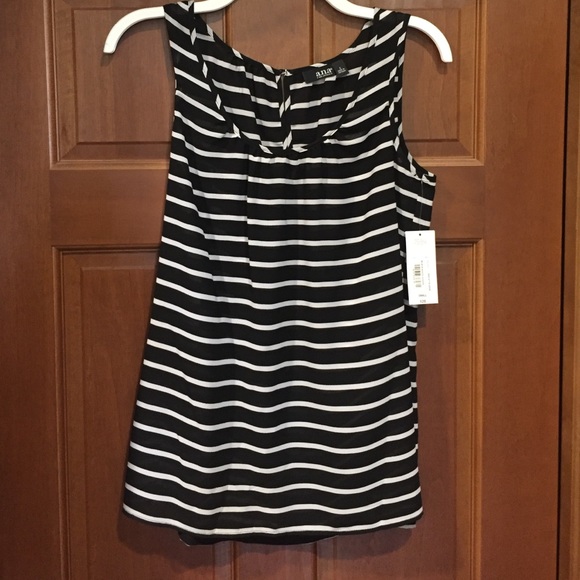 NWT ANA flowy top
