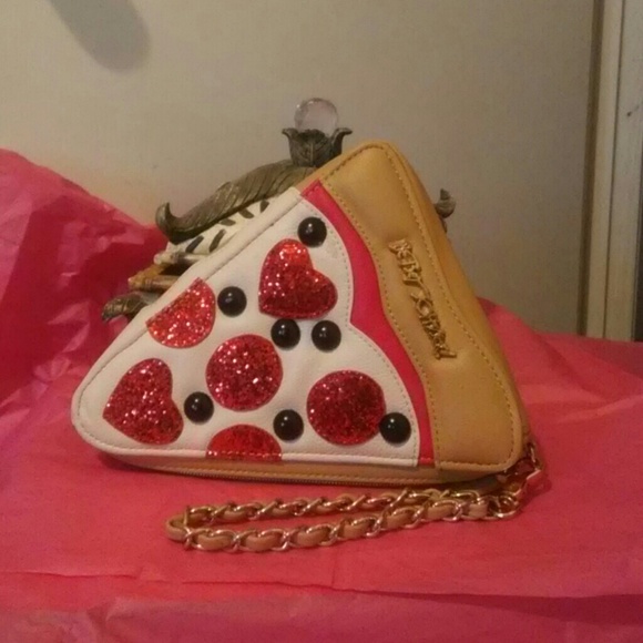 Wristlet