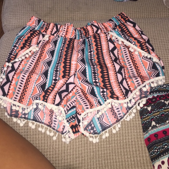 Aztec pompom shorts
