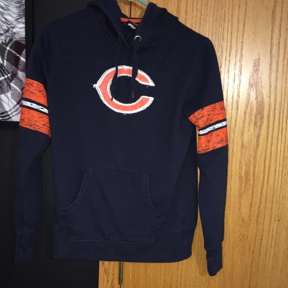 Bears hoodie SIZE: small
