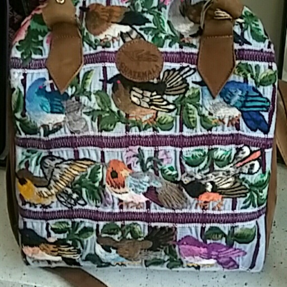 Handmade Embroidered Handbag - Picture 2 of 4