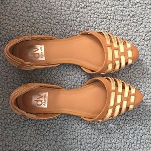 Brand new dolce vita flats!