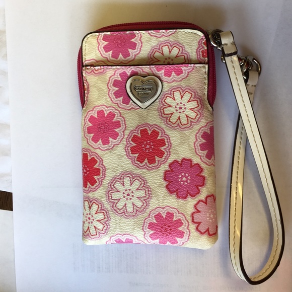 Coach Wristlet - Picture 1 of 2