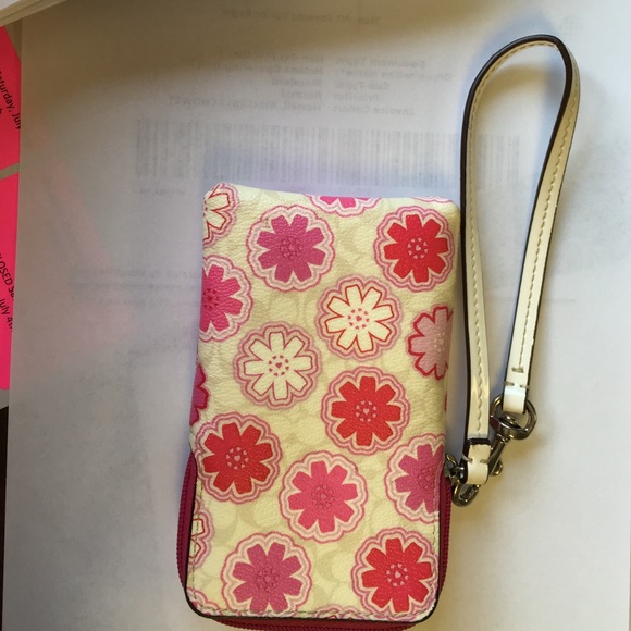 Coach Wristlet - Picture 2 of 2