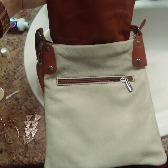 Vera Pelle crossbody bag - Picture 3 of 3