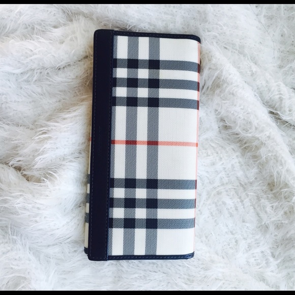 Burberry folding wallet