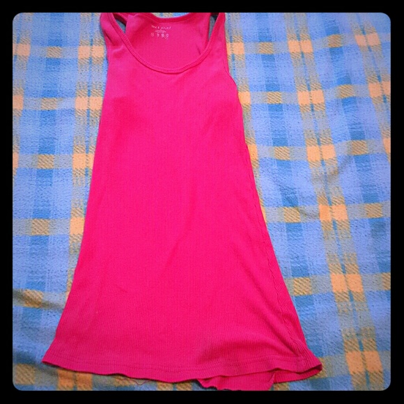 Pink tank top
