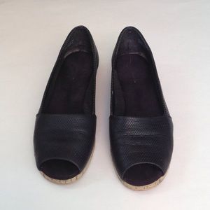 ❤️SALE❤️ Aerosole “Sprig Break” Wedges