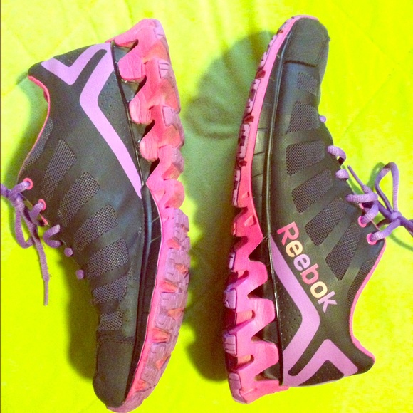 Reebok Zig Tech Black Running Shoes