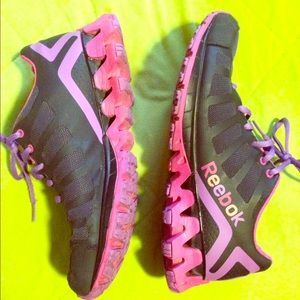 Reebok Zig Tech Black Running Shoes