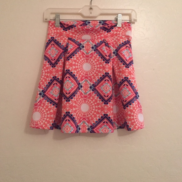 Abstract print skater skirt