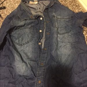 Long sleeve denim shirt