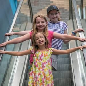 Meet your Posher, Emil