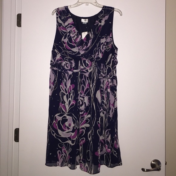 Pretty flowy print dress
