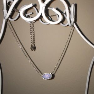 Kendra Scott necklace