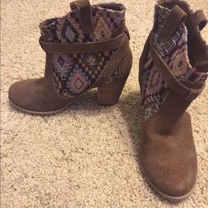 American eagle tribal printed ankle booties