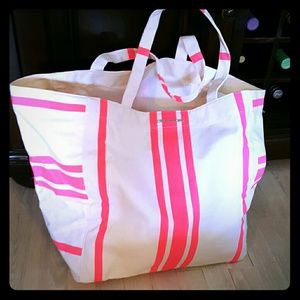 ☆Victoria's secret 大活躍間違いなしストライプビーチバッグ☆ Victorias Secret BEACH Bag SET, TOTE Bag + FLIP FLOPS M 7-8